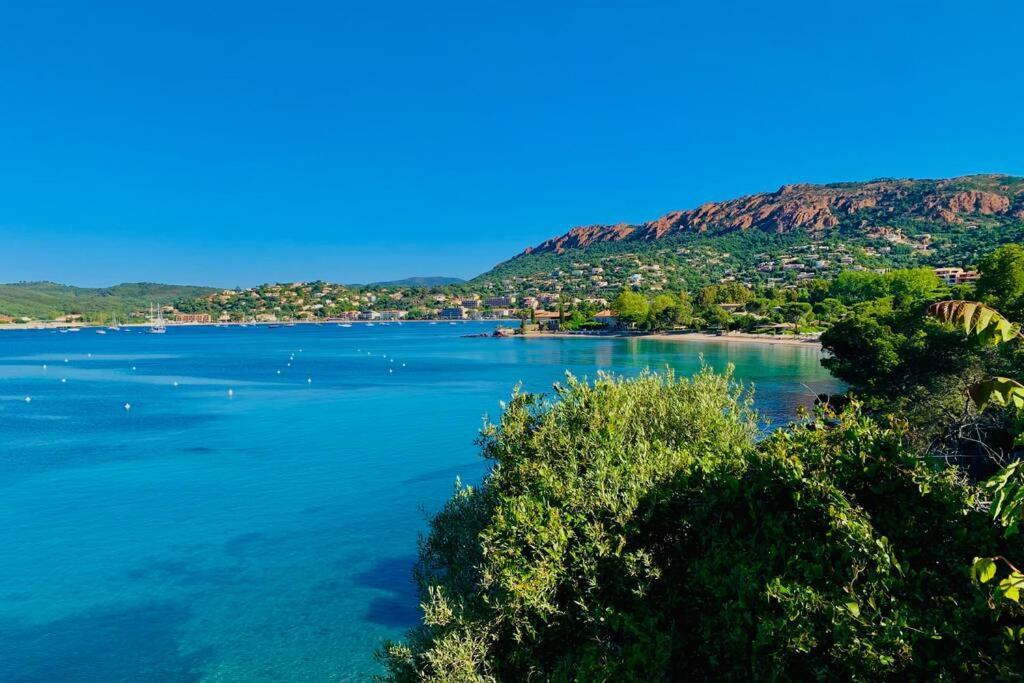 Superbe 4 Couchages Avec Terrasse - Clim - 50m De La Saint-Raphael (Var)
